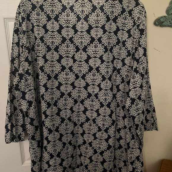 Talbots cotton tunic style blouse - Picture 2 of 3